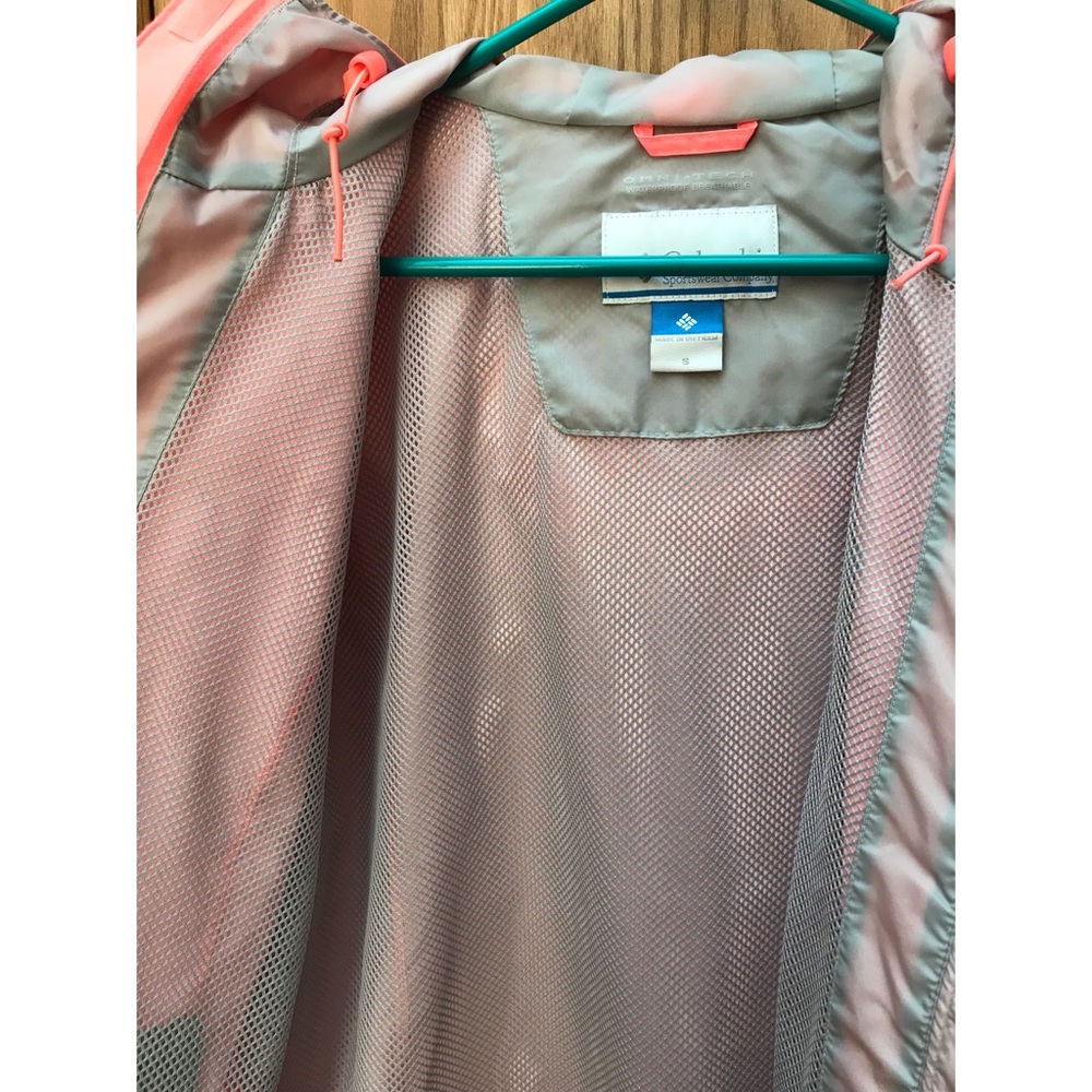 Columbia Windbreaker - Picture 3 of 3